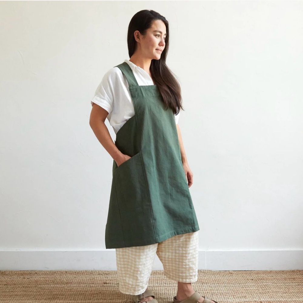 The Floral Society Pure Cotton Canvas Apron. Hand Sewn. One Size Fits Most. New - Picture 4 of 4